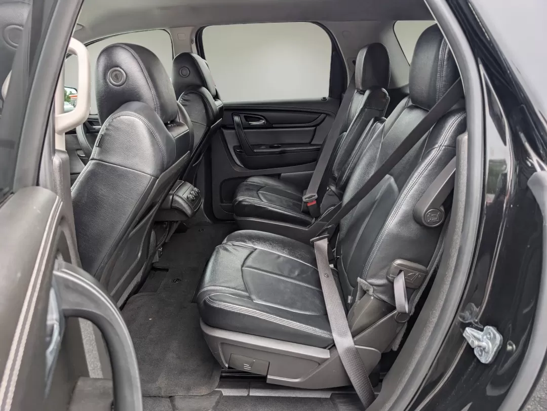 2016 /Ebony GMC Acadia SLE (1GKKRPKD5GJ) with an Other engine, located at 3959 U.S. 80 W, Phenix City, AL, 36870, (334) 297-4885, 32.469296, -85.135185 - **Adventure Awaits with the 2016 GMC Acadia SLE in Phenix City, AL!**<br /> <br /> Are you ready to elevate your family outings or weekend adventures? The 2016 GMC Acadia SLE is designed for those who crave versatility, comfort, and safety in their daily drives and excursions. Whether you're embarki - Photo#10