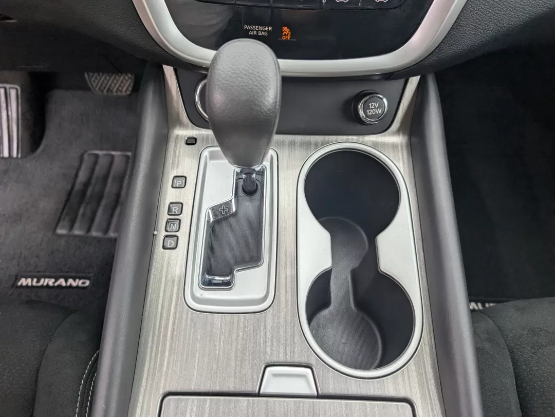 2015 /Black Nissan Murano S (5N1AZ2MH8FN) with an Other engine, located at 3959 U.S. 80 W, Phenix City, AL, 36870, (334) 297-4885, 32.469296, -85.135185 - **Experience Adventure and Comfort with the 2015 Nissan Murano!** <br /> <br /> Are you ready to elevate your driving experience? Whether you're navigating the hustle and bustle of daily commutes in Phenix City, AL, or planning an unforgettable weekend getaway, the 2015 Nissan Murano is the perfect - Photo#12