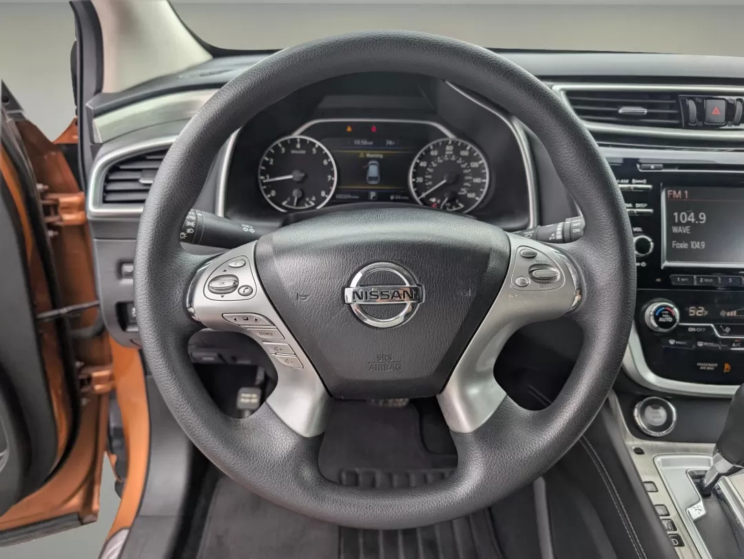 2015 /Black Nissan Murano S (5N1AZ2MH8FN) with an Other engine, located at 3959 U.S. 80 W, Phenix City, AL, 36870, (334) 297-4885, 32.469296, -85.135185 - **Experience Adventure and Comfort with the 2015 Nissan Murano!** <br /> <br /> Are you ready to elevate your driving experience? Whether you're navigating the hustle and bustle of daily commutes in Phenix City, AL, or planning an unforgettable weekend getaway, the 2015 Nissan Murano is the perfect - Photo#14