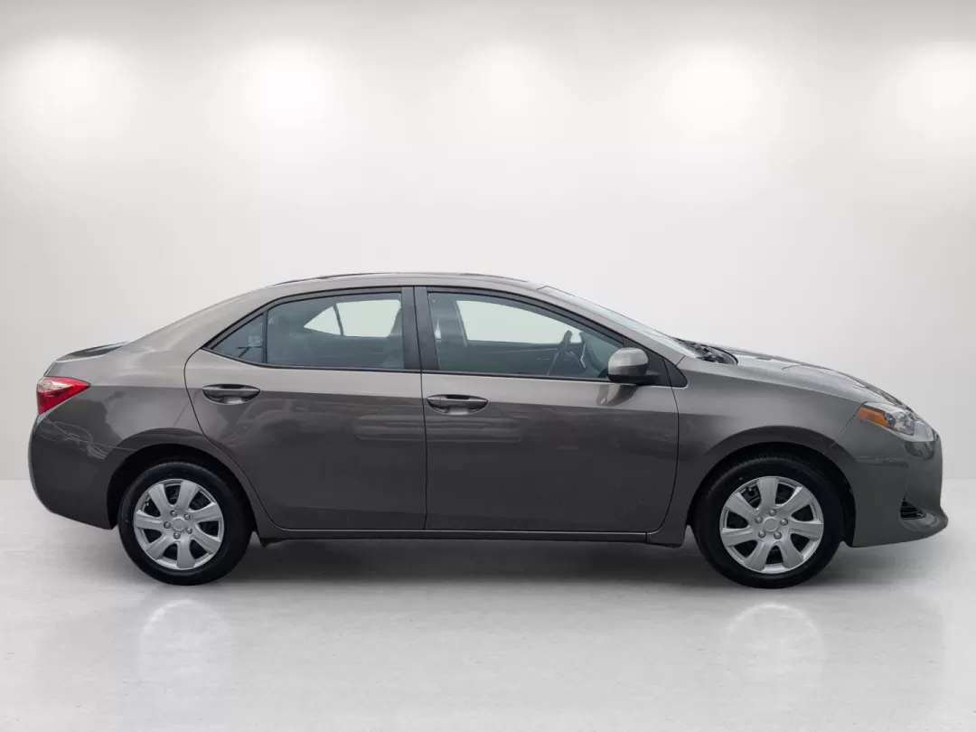 2018 Toyota Corolla LE (5YFBURHE2JP) with an Other engine, located at 804 22nd Ave, Phenix City, AL, 36870, (334) 297-1860, 32.484749, -85.024475 - **Discover Your Next Adventure with the 2018 Toyota Corolla at Gils Auto Phenix City, AL!**<br /> <br /> Are you searching for a reliable vehicle that complements your busy lifestyle? Whether you're commuting to work, running errands, or planning weekend getaways, the 2018 Toyota Corolla is the per - Photo#3