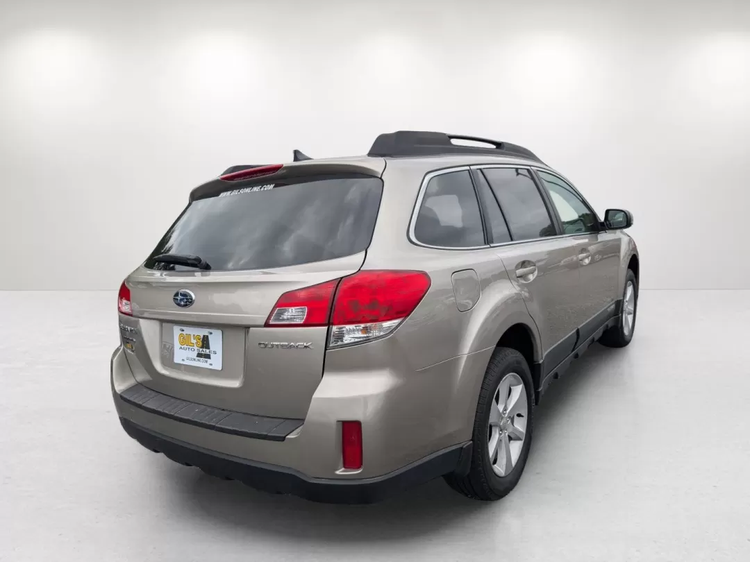 2014 /Ivory Subaru Outback 2.5i Premium (4S4BRCCC4E3) with an Other engine, located at 1430 Gateway Drive, Opelika, AL, 36801, (334) 239-0944, 32.637871, -85.409790 - **Embark on Your Next Adventure with the 2014 Subaru Outback 2.5i Premium at Gils Auto!**<br /> <br /> If you're searching for a reliable, versatile vehicle that's perfect for family outings, daily commuting, or weekend adventures, look no further than this stunning 2014 Subaru Outback 2.5i Premium. - Photo#4
