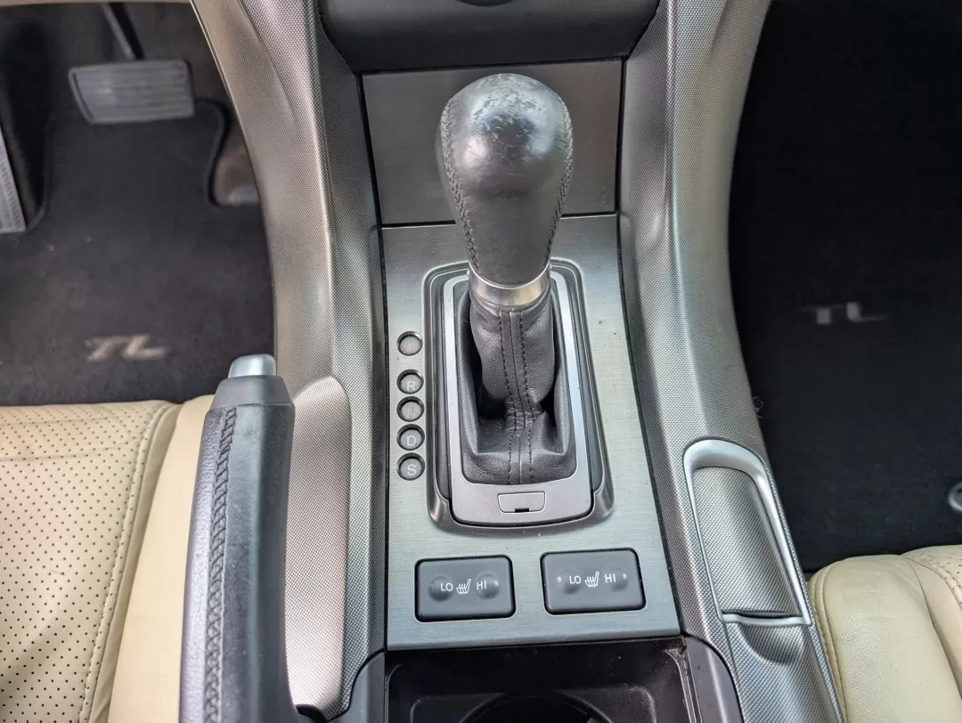 2013 Acura TL Tech (19UUA8F57DA) with an Other engine, located at 3959 U.S. 80 W, Phenix City, AL, 36870, (334) 297-4885, 32.469296, -85.135185 - **Experience Luxury and Reliability with the 2013 Acura TL Tech Perfect for Your Daily Commute and Weekend Getaways!**<br /> <br /> If you're on the lookout for a reliable vehicle that seamlessly blends luxury with functionality, look no further than the stunning 2013 Acura TL Tech. At Gils Auto, l - Photo#14