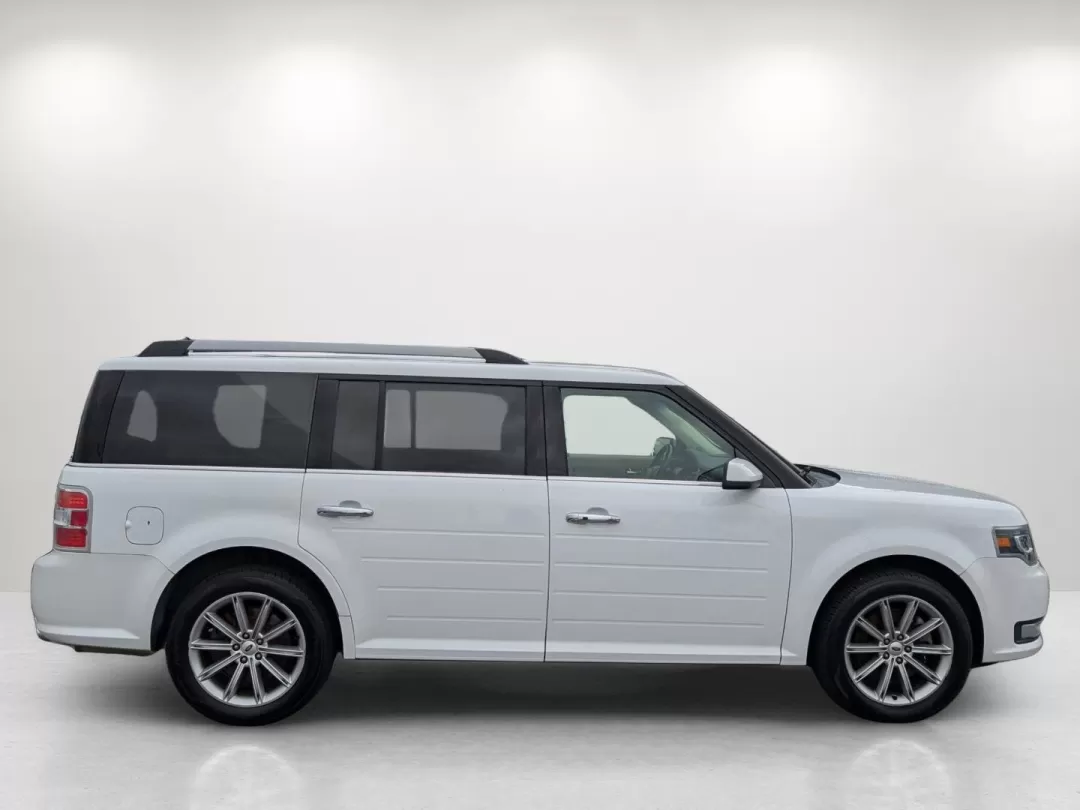 2015 Ford Flex Limited (2FMHK6D87FB) with an Other engine, located at 1430 Gateway Drive, Opelika, AL, 36801, (334) 239-0944, 32.637871, -85.409790 - **Explore the Open Road in Comfort: 2015 Ford Flex Limited AWD at Gils Auto in Phenix City, AL!**<br /> <br /> Are you looking for the perfect family vehicle that accommodates your active lifestyle while providing comfort, safety, and style? Look no further than this stunning **2015 Ford Flex Limite - Photo#3