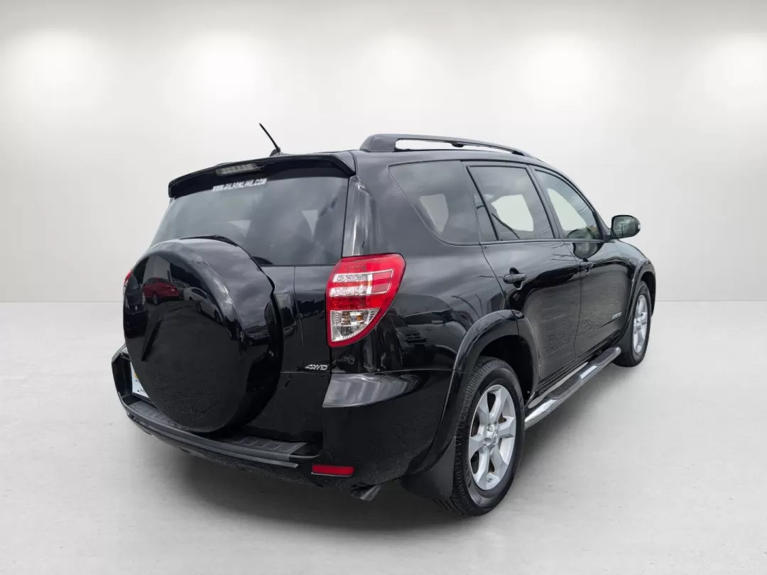 2012 Toyota RAV4 Limited (2T3DK4DV9CW) with an Other engine, located at 3959 U.S. 80 W, Phenix City, AL, 36870, (334) 297-4885, 32.469296, -85.135185 - Elevate your lifestyle with the 2012 Toyota RAV4 Limited, perfect for families, adventure seekers, and daily commuters alike! Imagine hitting the road with your loved ones, exploring the scenic beauty of Phenix City, AL, or bustling through busy streets with ease. This SUV is designed to provide bot - Photo#5