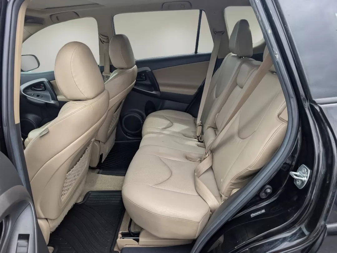 2012 Toyota RAV4 Limited (2T3DK4DV9CW) with an Other engine, located at 3959 U.S. 80 W, Phenix City, AL, 36870, (334) 297-4885, 32.469296, -85.135185 - Elevate your lifestyle with the 2012 Toyota RAV4 Limited, perfect for families, adventure seekers, and daily commuters alike! Imagine hitting the road with your loved ones, exploring the scenic beauty of Phenix City, AL, or bustling through busy streets with ease. This SUV is designed to provide bot - Photo#11