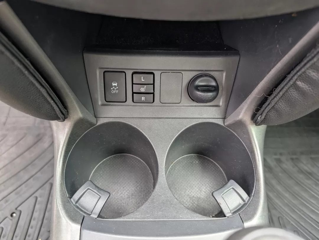 2012 Toyota RAV4 Limited (2T3DK4DV9CW) with an Other engine, located at 3959 U.S. 80 W, Phenix City, AL, 36870, (334) 297-4885, 32.469296, -85.135185 - Elevate your lifestyle with the 2012 Toyota RAV4 Limited, perfect for families, adventure seekers, and daily commuters alike! Imagine hitting the road with your loved ones, exploring the scenic beauty of Phenix City, AL, or bustling through busy streets with ease. This SUV is designed to provide bot - Photo#14