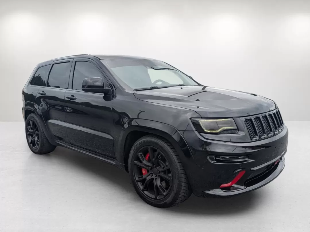 2015 /Black Jeep Grand Cherokee SRT (1C4RJFDJXFC) with an Other engine, located at 1430 Gateway Drive, Opelika, AL, 36801, (334) 239-0944, 32.637871, -85.409790 - **Elevate Your Adventures with the 2015 Jeep Grand Cherokee SRT at Gils Auto!**<br /> <br /> Are you ready to take your outdoor adventures to the next level? Whether it's cruising along the Chattahoochee River, tackling rugged terrains at nearby hiking trails, or simply enjoying a comfortable ride t - Photo#2