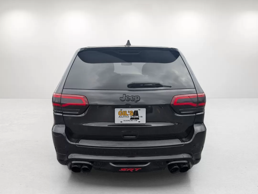 2015 /Black Jeep Grand Cherokee SRT (1C4RJFDJXFC) with an Other engine, located at 1430 Gateway Drive, Opelika, AL, 36801, (334) 239-0944, 32.637871, -85.409790 - **Elevate Your Adventures with the 2015 Jeep Grand Cherokee SRT at Gils Auto!**<br /> <br /> Are you ready to take your outdoor adventures to the next level? Whether it's cruising along the Chattahoochee River, tackling rugged terrains at nearby hiking trails, or simply enjoying a comfortable ride t - Photo#5