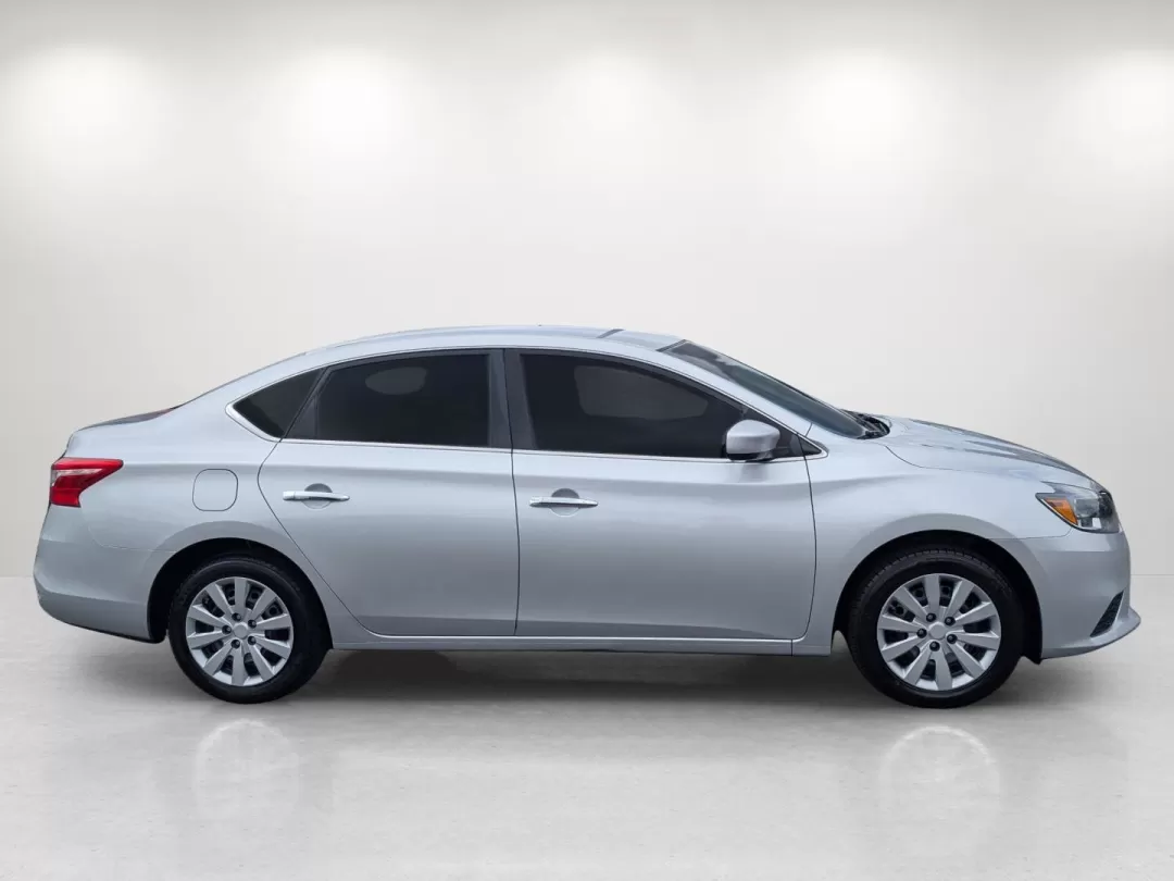 2018 /Charcoal Nissan Sentra S (3N1AB7AP1JY) with an Other engine, located at 3959 U.S. 80 W, Phenix City, AL, 36870, (334) 297-4885, 32.469296, -85.135185 - **Discover the Perfect Sedan for Your Daily Adventures: 2018 Nissan Sentra S at Gils Auto!**<br /> <br /> Are you in search of a reliable and stylish vehicle that fits seamlessly into your busy lifestyle? Look no further! The 2018 Nissan Sentra S available at Gils Auto in Phenix City, AL, is an exce - Photo#3
