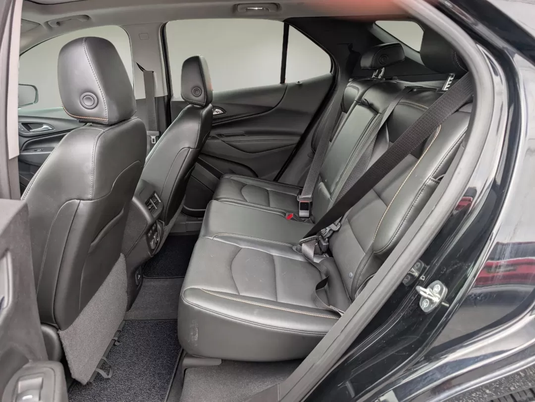2018 /Jet Black Chevrolet Equinox Premier (3GNAXMEV3JL) with an Other engine, located at 7000 Northlake Connector, Columbus, GA, 31904, (706) 987-8085, 32.524975, -84.978134 - 2018 Chevrolet Equinox Premier - Photo#8