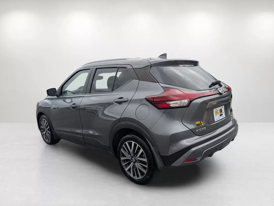 2021 /Charcoal Nissan Kicks SV (3N1CP5CV1ML) with an Other engine, located at 3959 U.S. 80 W, Phenix City, AL, 36870, (334) 297-4885, 32.469296, -85.135185 - **Discover the Perfect SUV for Your Active Lifestyle!**<br /> <br /> Are you searching for a versatile and stylish vehicle that perfectly complements your adventurous spirit? Look no further! At Gils Auto, located at 3959 U.S. 80 W in Phenix City, AL, we proudly present the 2021 Nissan Kicks SV-an i - Photo#5