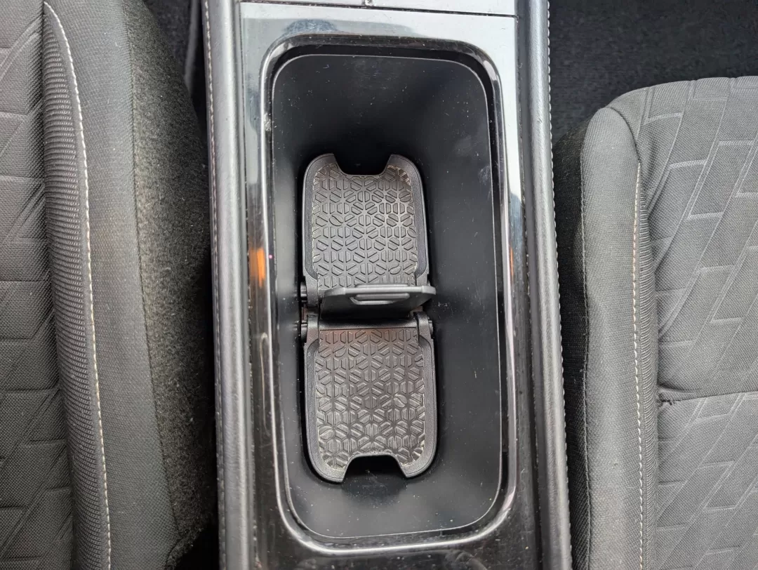 2021 /Charcoal Nissan Kicks SV (3N1CP5CV1ML) with an Other engine, located at 3959 U.S. 80 W, Phenix City, AL, 36870, (334) 297-4885, 32.469296, -85.135185 - **Discover the Perfect SUV for Your Active Lifestyle!**<br /> <br /> Are you searching for a versatile and stylish vehicle that perfectly complements your adventurous spirit? Look no further! At Gils Auto, located at 3959 U.S. 80 W in Phenix City, AL, we proudly present the 2021 Nissan Kicks SV-an i - Photo#13