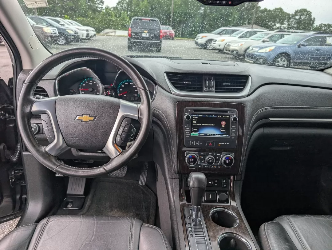 2015 /Ebony Chevrolet Traverse LT (1GNKRHKD9FJ) with an Other engine, located at 3959 U.S. 80 W, Phenix City, AL, 36870, (334) 297-4885, 32.469296, -85.135185 - **Discover Adventure with the 2015 Chevrolet Traverse LT Your Perfect Family SUV!**<br /> <br /> Are you ready to elevate your family adventures? The 2015 Chevrolet Traverse LT is designed to take your family outings, weekend getaways, and daily commutes to an entirely new level. With spacious seat - Photo#11