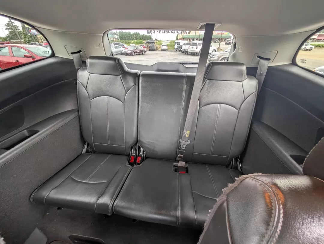 2015 /Ebony Chevrolet Traverse LT (1GNKRHKD9FJ) with an Other engine, located at 3959 U.S. 80 W, Phenix City, AL, 36870, (334) 297-4885, 32.469296, -85.135185 - **Discover Adventure with the 2015 Chevrolet Traverse LT Your Perfect Family SUV!**<br /> <br /> Are you ready to elevate your family adventures? The 2015 Chevrolet Traverse LT is designed to take your family outings, weekend getaways, and daily commutes to an entirely new level. With spacious seat - Photo#12