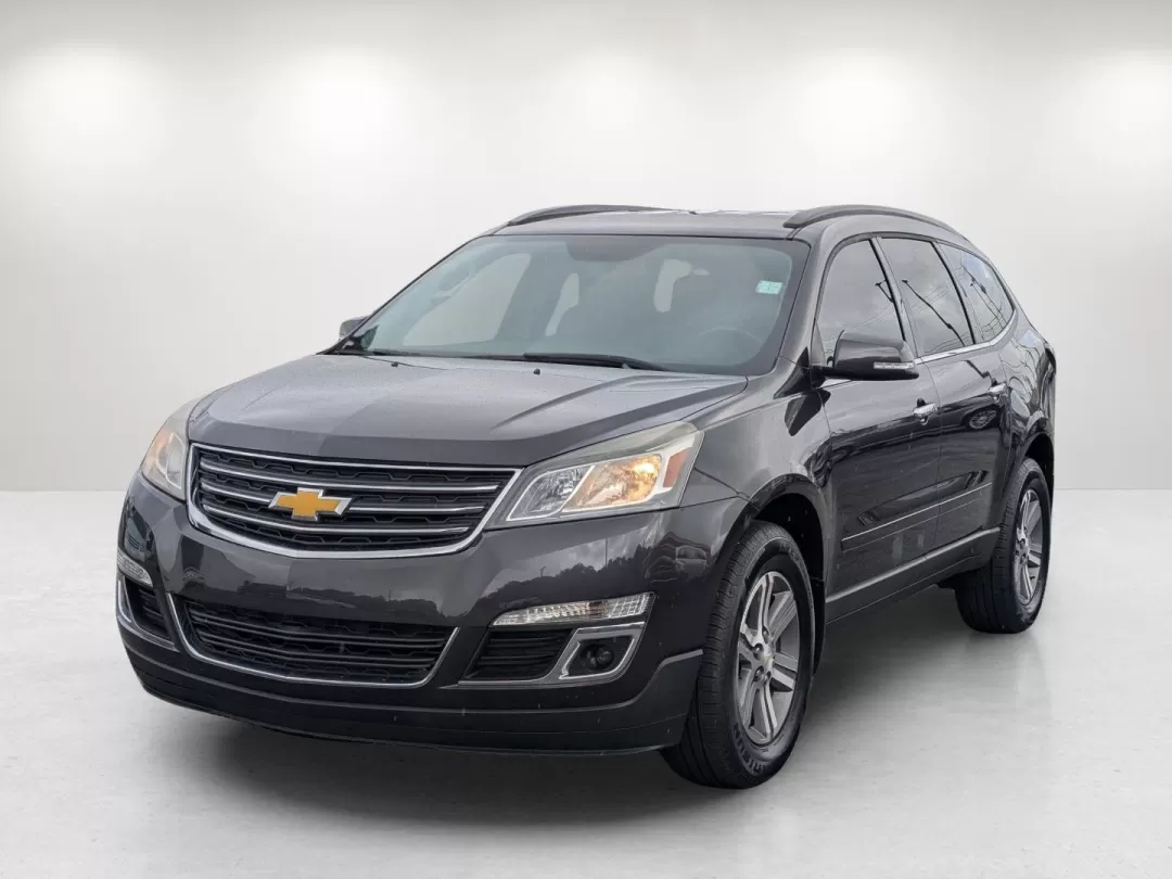 2015 /Ebony Chevrolet Traverse LT (1GNKRHKD9FJ) with an Other engine, located at 3959 U.S. 80 W, Phenix City, AL, 36870, (334) 297-4885, 32.469296, -85.135185 - **Discover Adventure with the 2015 Chevrolet Traverse LT Your Perfect Family SUV!**<br /> <br /> Are you ready to elevate your family adventures? The 2015 Chevrolet Traverse LT is designed to take your family outings, weekend getaways, and daily commutes to an entirely new level. With spacious seat - Photo#1