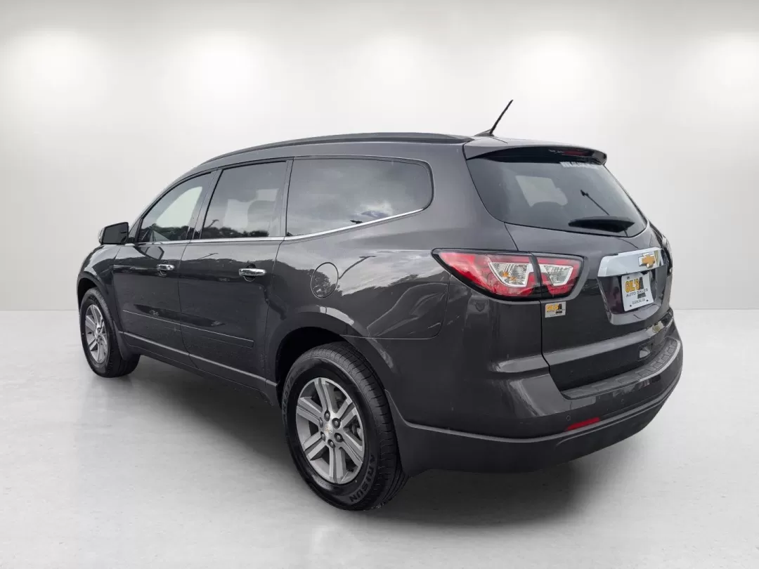 2015 /Ebony Chevrolet Traverse LT (1GNKRHKD9FJ) with an Other engine, located at 3959 U.S. 80 W, Phenix City, AL, 36870, (334) 297-4885, 32.469296, -85.135185 - **Discover Adventure with the 2015 Chevrolet Traverse LT Your Perfect Family SUV!**<br /> <br /> Are you ready to elevate your family adventures? The 2015 Chevrolet Traverse LT is designed to take your family outings, weekend getaways, and daily commutes to an entirely new level. With spacious seat - Photo#7