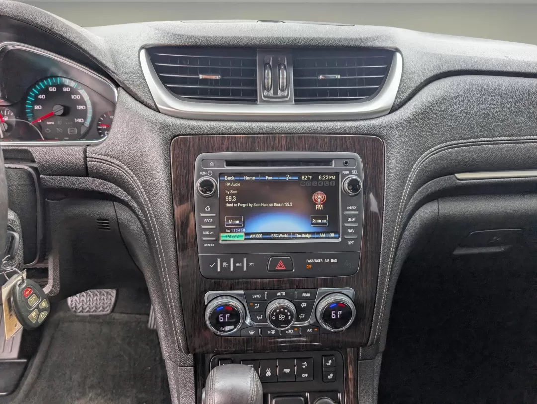 2015 /Ebony Chevrolet Traverse LT (1GNKRHKD9FJ) with an Other engine, located at 3959 U.S. 80 W, Phenix City, AL, 36870, (334) 297-4885, 32.469296, -85.135185 - **Discover Adventure with the 2015 Chevrolet Traverse LT Your Perfect Family SUV!**<br /> <br /> Are you ready to elevate your family adventures? The 2015 Chevrolet Traverse LT is designed to take your family outings, weekend getaways, and daily commutes to an entirely new level. With spacious seat - Photo#15
