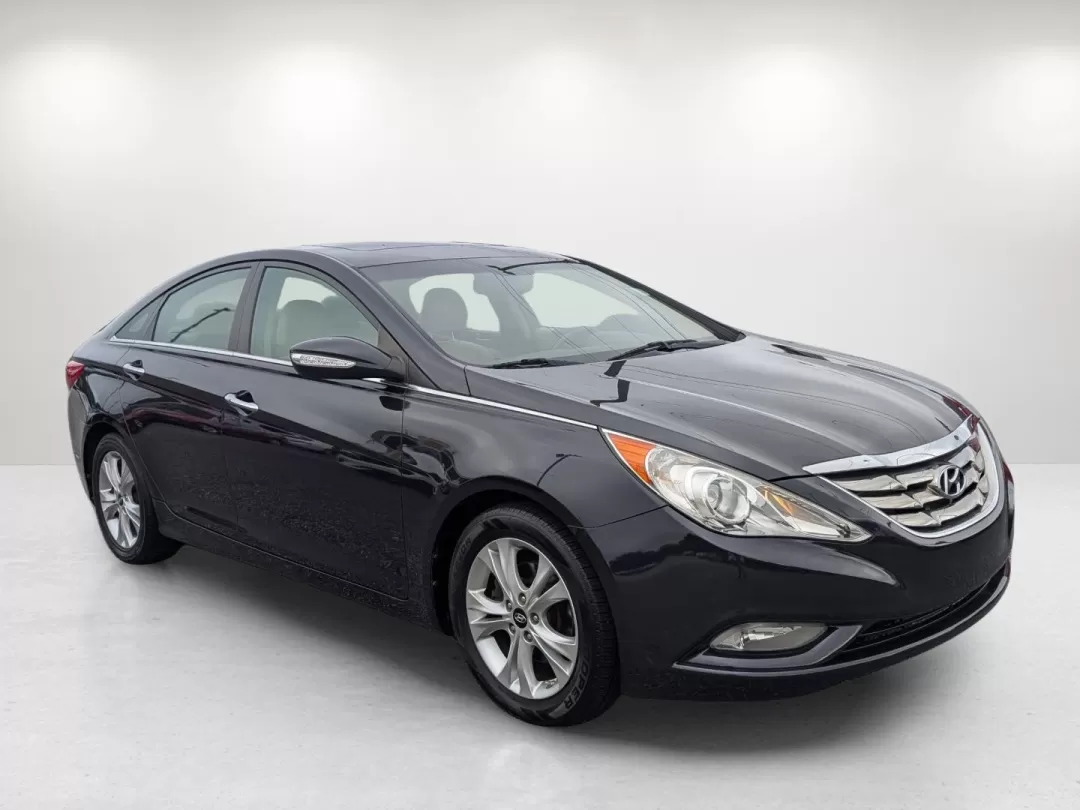 2011 /Camel Hyundai Sonata Ltd (5NPEC4AC2BH) with an Other engine, located at 1430 Gateway Drive, Opelika, AL, 36801, (334) 239-0944, 32.637871, -85.409790 - **Drive Into Your Next Adventure with the 2011 Hyundai Sonata at Gils Auto!**<br /> <br /> Are you ready to elevate your daily commute or embark on family road trips? The 2011 Hyundai Sonata, now available at Gils Auto in Phenix City, AL, is the perfect blend of style, comfort, and reliability that - Photo#2