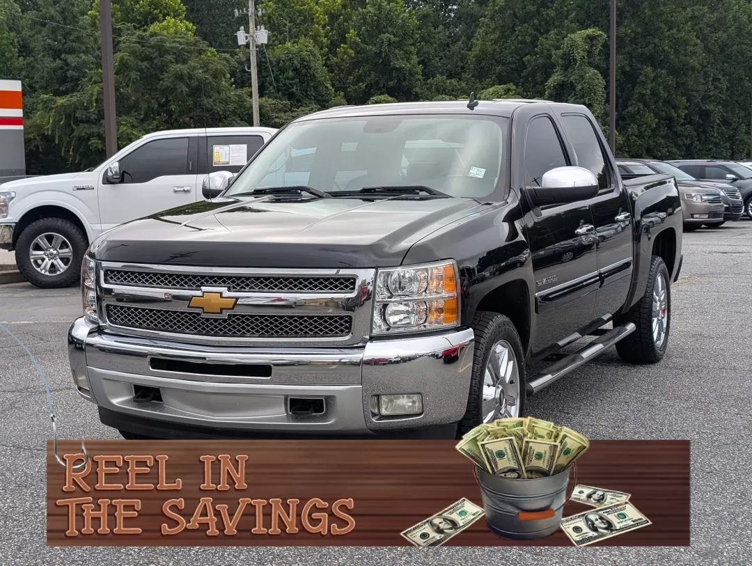 2013 /Ebony Chevrolet Silverado 1500 LT (3GCPKSE71DG) with an Other engine, located at 3959 U.S. 80 W, Phenix City, AL, 36870, (334) 297-4885, 32.469296, -85.135185 - **Unleash Your Adventurous Spirit with the 2013 Chevrolet Silverado 1500 LT Perfect for Weekend Getaways and Family Road Trips!**<br /> <br /> Are you in search of a reliable and versatile vehicle that can handle everything from family road trips to weekend adventures? Look no further than the exce - Photo#0