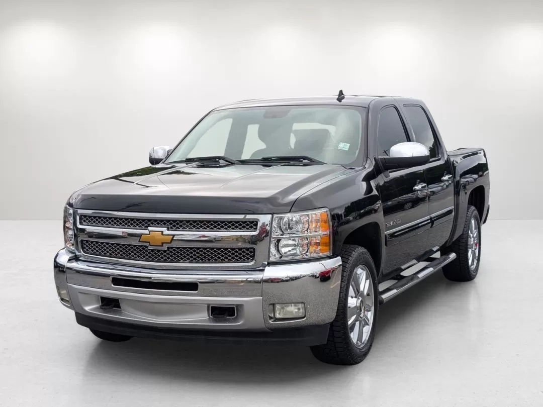 2013 /Ebony Chevrolet Silverado 1500 LT (3GCPKSE71DG) with an Other engine, located at 3959 U.S. 80 W, Phenix City, AL, 36870, (334) 297-4885, 32.469296, -85.135185 - **Unleash Your Adventurous Spirit with the 2013 Chevrolet Silverado 1500 LT Perfect for Weekend Getaways and Family Road Trips!**<br /> <br /> Are you in search of a reliable and versatile vehicle that can handle everything from family road trips to weekend adventures? Look no further than the exce - Photo#1