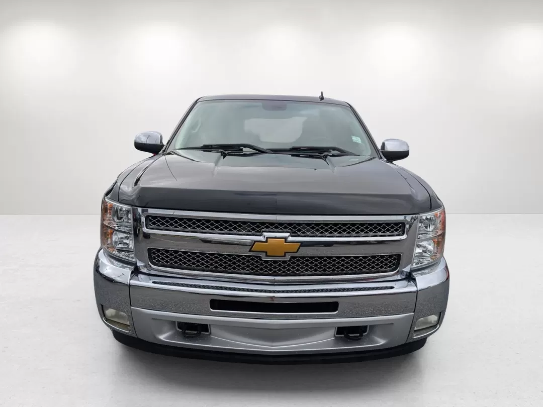 2013 /Ebony Chevrolet Silverado 1500 LT (3GCPKSE71DG) with an Other engine, located at 3959 U.S. 80 W, Phenix City, AL, 36870, (334) 297-4885, 32.469296, -85.135185 - **Unleash Your Adventurous Spirit with the 2013 Chevrolet Silverado 1500 LT Perfect for Weekend Getaways and Family Road Trips!**<br /> <br /> Are you in search of a reliable and versatile vehicle that can handle everything from family road trips to weekend adventures? Look no further than the exce - Photo#2