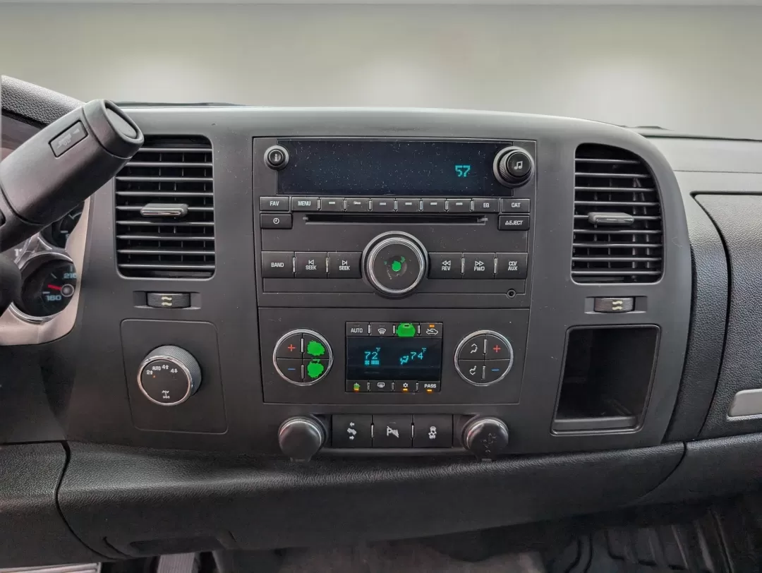 2013 /Ebony Chevrolet Silverado 1500 LT (3GCPKSE71DG) with an Other engine, located at 3959 U.S. 80 W, Phenix City, AL, 36870, (334) 297-4885, 32.469296, -85.135185 - **Unleash Your Adventurous Spirit with the 2013 Chevrolet Silverado 1500 LT Perfect for Weekend Getaways and Family Road Trips!**<br /> <br /> Are you in search of a reliable and versatile vehicle that can handle everything from family road trips to weekend adventures? Look no further than the exce - Photo#15