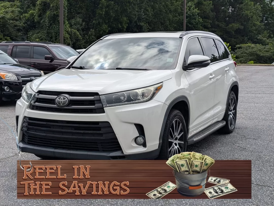 2018 Toyota Highlander (5TDKZRFH0JS) with an Other engine, located at 3959 U.S. 80 W, Phenix City, AL, 36870, (334) 297-4885, 32.469296, -85.135185 - **Experience Unmatched Versatility with the 2018 Toyota Highlander at Gils Auto - Your Buy Here Pay Here Dealership in Phenix City, AL!**<br /> <br /> Are you ready to elevate your family adventures, daily commutes, or weekend getaways? Meet the 2018 Toyota Highlander, the perfect blend of comfort, - Photo#0