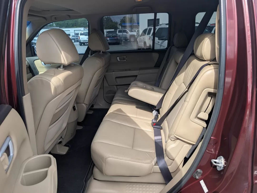 2011 Honda Pilot EX-L (5FNYF3H53BB) with an Other engine, located at 3959 U.S. 80 W, Phenix City, AL, 36870, (334) 297-4885, 32.469296, -85.135185 - Are you ready to elevate your family adventures or tackle those long commutes with ease? Look no further than this stunning 2011 Honda Pilot EX-L, available now at Gils Auto in Phenix City, AL. This spacious SUV is perfect for growing families and weekend explorers alike, offering comfort, safety, a - Photo#10