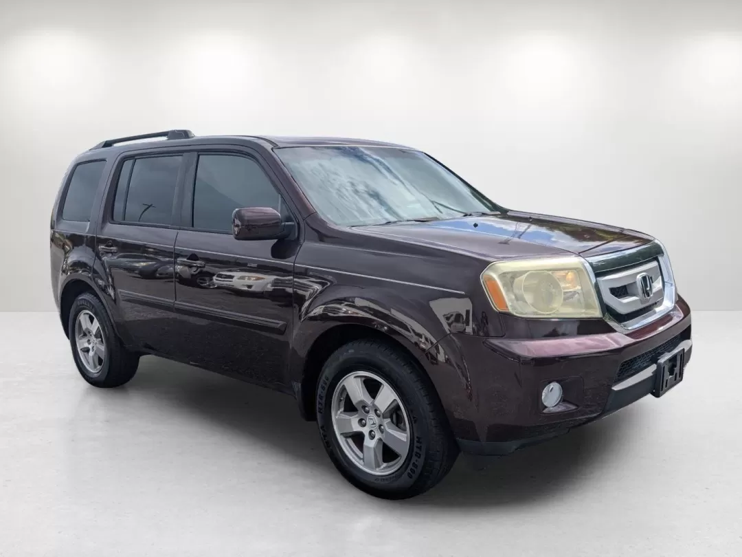 2011 Honda Pilot EX-L (5FNYF3H53BB) with an Other engine, located at 3959 U.S. 80 W, Phenix City, AL, 36870, (334) 297-4885, 32.469296, -85.135185 - Are you ready to elevate your family adventures or tackle those long commutes with ease? Look no further than this stunning 2011 Honda Pilot EX-L, available now at Gils Auto in Phenix City, AL. This spacious SUV is perfect for growing families and weekend explorers alike, offering comfort, safety, a - Photo#3