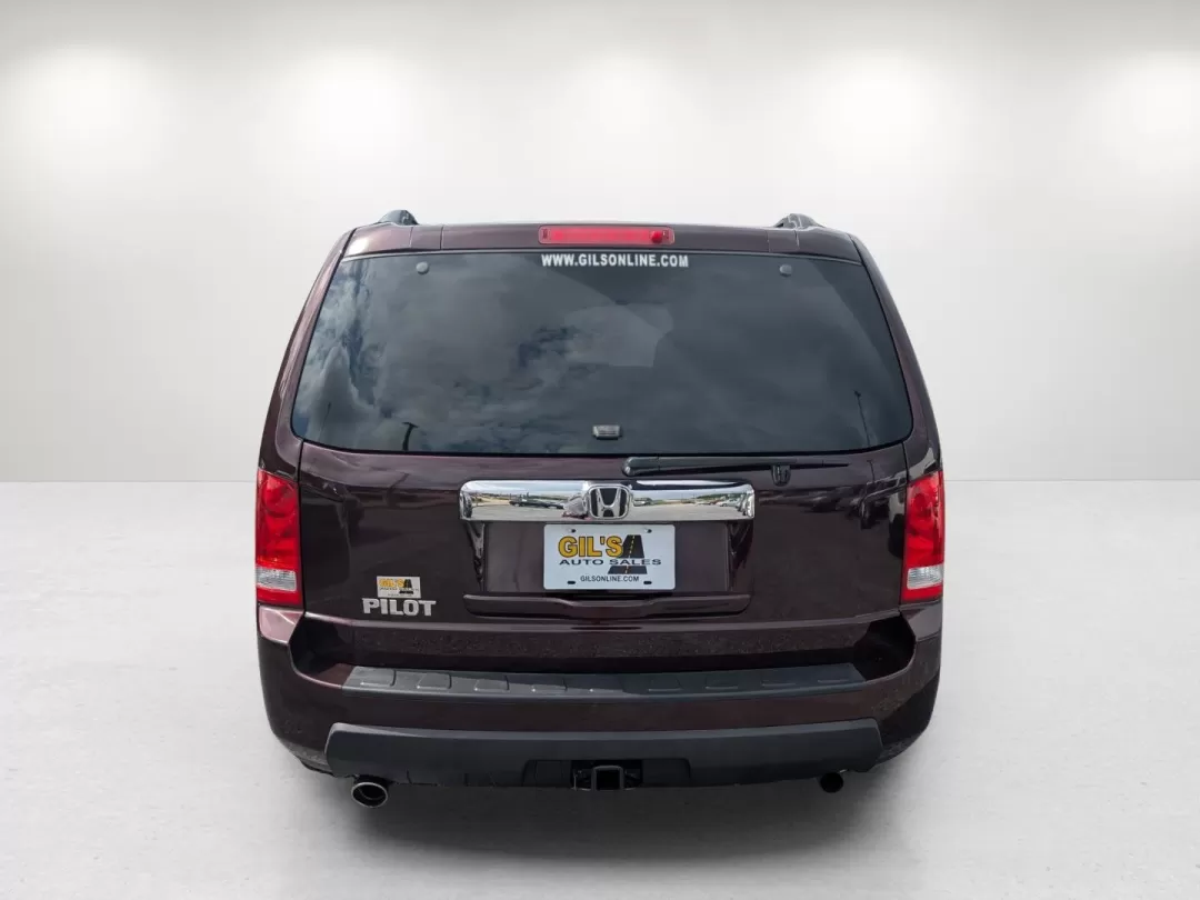 2011 Honda Pilot EX-L (5FNYF3H53BB) with an Other engine, located at 3959 U.S. 80 W, Phenix City, AL, 36870, (334) 297-4885, 32.469296, -85.135185 - Are you ready to elevate your family adventures or tackle those long commutes with ease? Look no further than this stunning 2011 Honda Pilot EX-L, available now at Gils Auto in Phenix City, AL. This spacious SUV is perfect for growing families and weekend explorers alike, offering comfort, safety, a - Photo#6