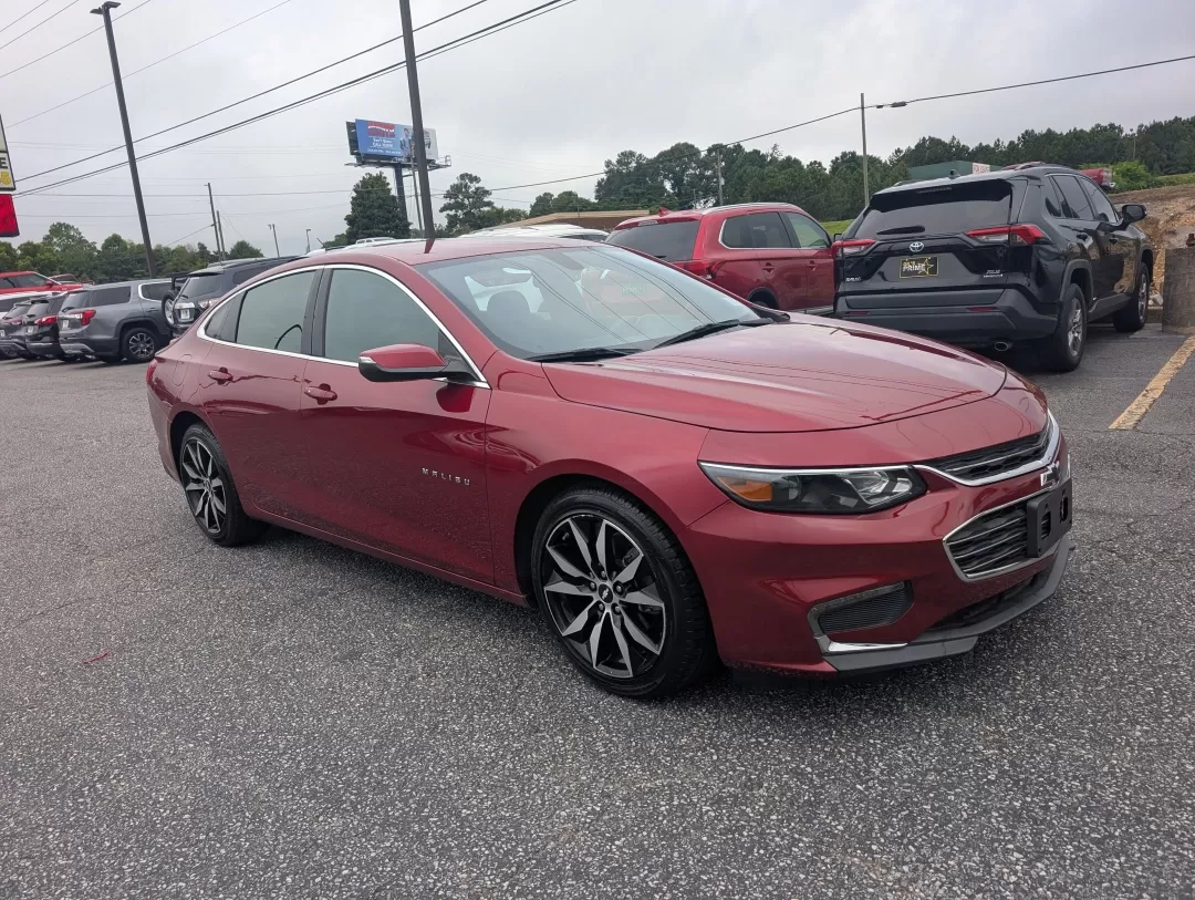 2018 /Jet Black Chevrolet Malibu LT (1G1ZD5ST6JF) with an Other engine, located at 3959 U.S. 80 W, Phenix City, AL, 36870, (334) 297-4885, 32.469296, -85.135185 - **Elevate Your Daily Commute with the 2018 Chevrolet Malibu LT at Gils Auto!**<br /> <br /> Are you searching for the perfect balance of style, comfort, and efficiency for your daily commute or weekend getaways? Look no further than this stunning 2018 Chevrolet Malibu LT, available now at Gils Auto - Photo#2