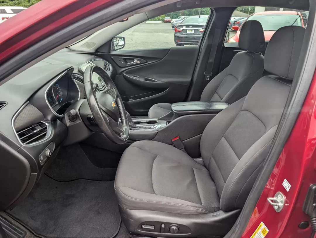 2018 /Jet Black Chevrolet Malibu LT (1G1ZD5ST6JF) with an Other engine, located at 3959 U.S. 80 W, Phenix City, AL, 36870, (334) 297-4885, 32.469296, -85.135185 - **Elevate Your Daily Commute with the 2018 Chevrolet Malibu LT at Gils Auto!**<br /> <br /> Are you searching for the perfect balance of style, comfort, and efficiency for your daily commute or weekend getaways? Look no further than this stunning 2018 Chevrolet Malibu LT, available now at Gils Auto - Photo#11
