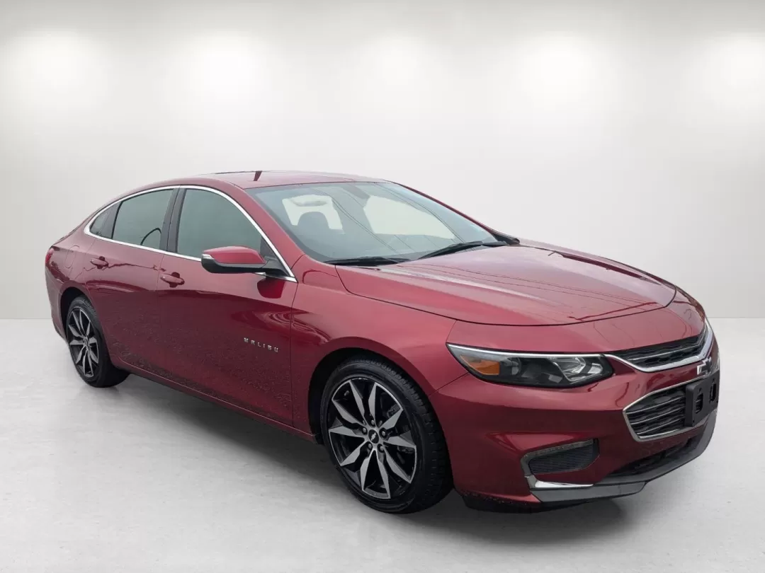 2018 /Jet Black Chevrolet Malibu LT (1G1ZD5ST6JF) with an Other engine, located at 3959 U.S. 80 W, Phenix City, AL, 36870, (334) 297-4885, 32.469296, -85.135185 - **Elevate Your Daily Commute with the 2018 Chevrolet Malibu LT at Gils Auto!**<br /> <br /> Are you searching for the perfect balance of style, comfort, and efficiency for your daily commute or weekend getaways? Look no further than this stunning 2018 Chevrolet Malibu LT, available now at Gils Auto - Photo#3