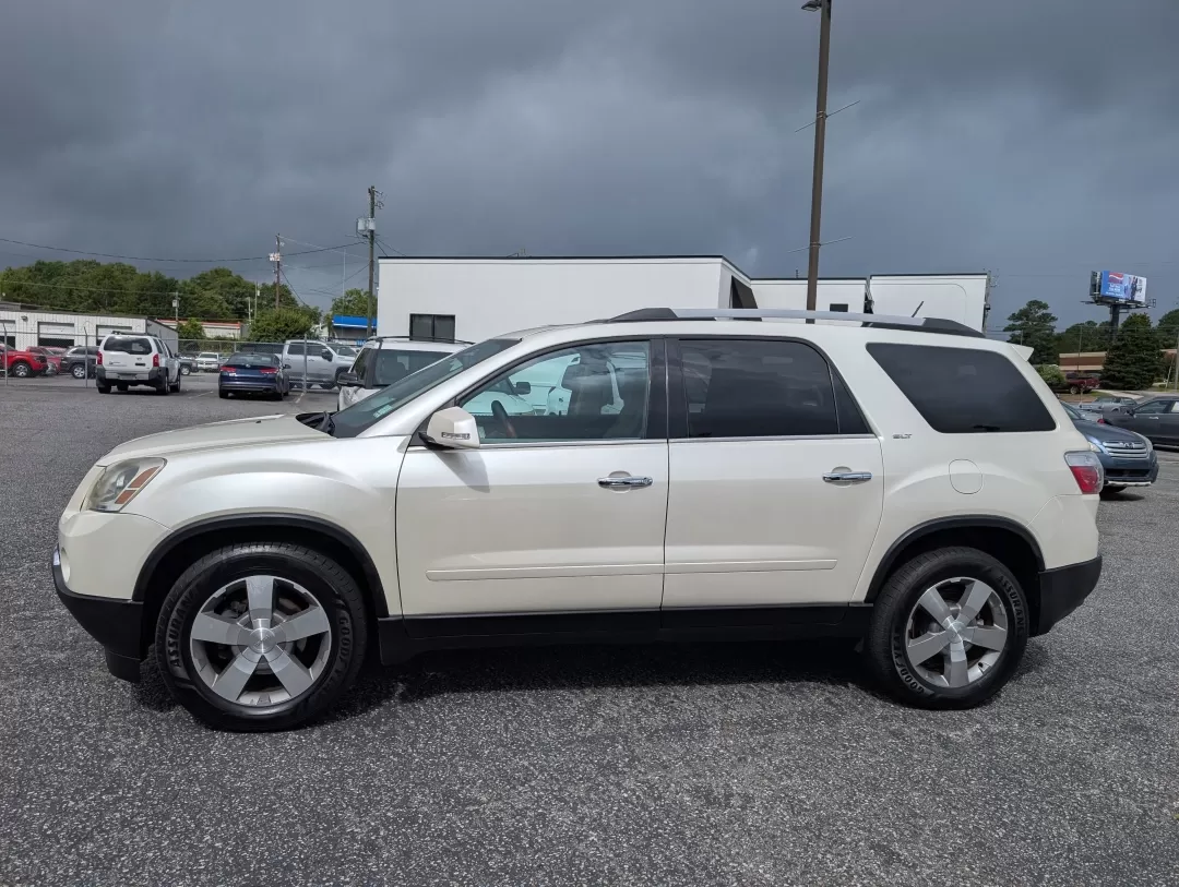 2012 /Cashmere GMC Acadia SLT1 (1GKKRRED9CJ) with an Other engine, located at 3959 U.S. 80 W, Phenix City, AL, 36870, (334) 297-4885, 32.469296, -85.135185 - **Discover Adventure with the 2012 GMC Acadia SLT1 at Gils Auto! Perfect for Growing Families in Phenix City, AL!**<br /> <br /> Are you ready to elevate your family trips or weekend adventures? Look no further than this stunning 2012 GMC Acadia SLT1, available now at Gils Auto, located at 3959 U.S. - Photo#7