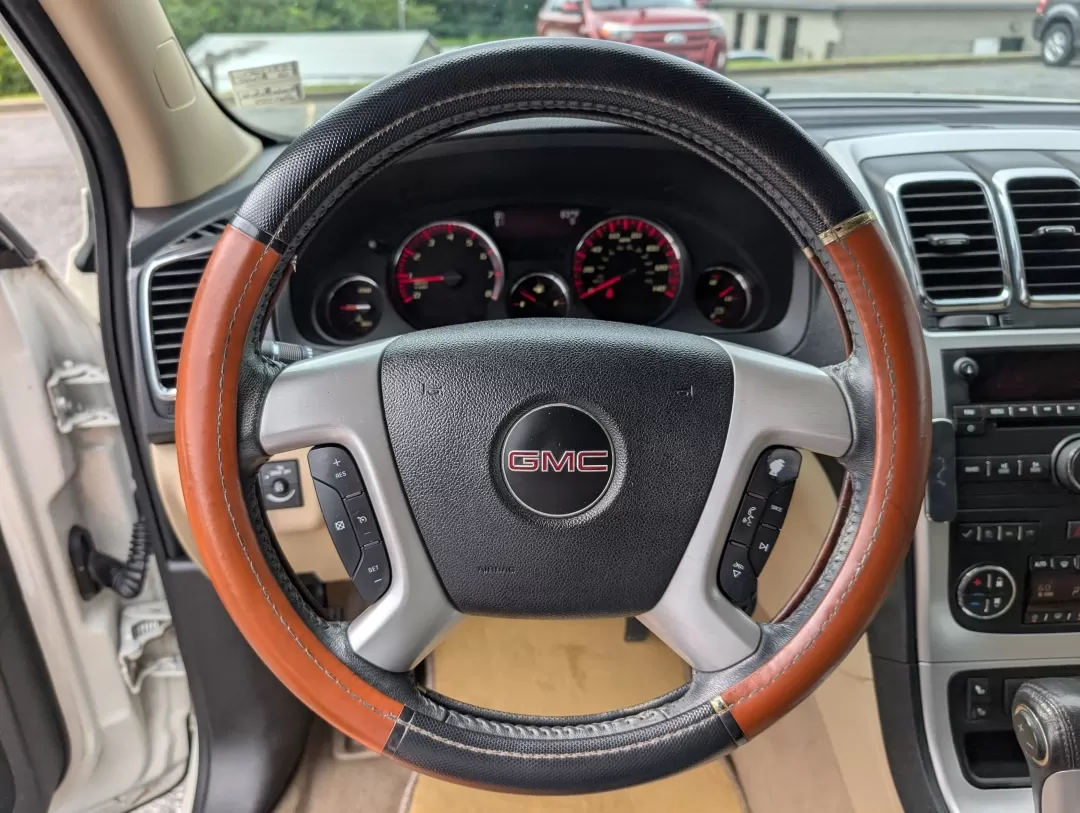 2012 /Cashmere GMC Acadia SLT1 (1GKKRRED9CJ) with an Other engine, located at 3959 U.S. 80 W, Phenix City, AL, 36870, (334) 297-4885, 32.469296, -85.135185 - **Discover Adventure with the 2012 GMC Acadia SLT1 at Gils Auto! Perfect for Growing Families in Phenix City, AL!**<br /> <br /> Are you ready to elevate your family trips or weekend adventures? Look no further than this stunning 2012 GMC Acadia SLT1, available now at Gils Auto, located at 3959 U.S. - Photo#15