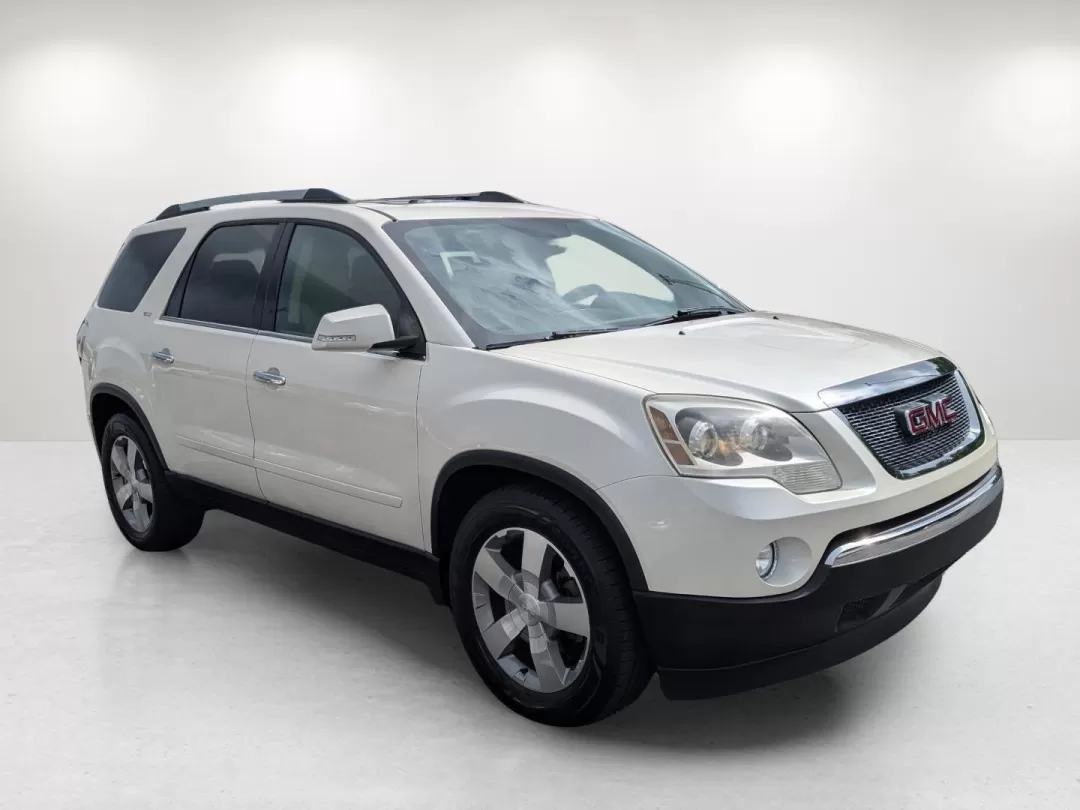 2012 /Cashmere GMC Acadia SLT1 (1GKKRRED9CJ) with an Other engine, located at 3959 U.S. 80 W, Phenix City, AL, 36870, (334) 297-4885, 32.469296, -85.135185 - **Discover Adventure with the 2012 GMC Acadia SLT1 at Gils Auto! Perfect for Growing Families in Phenix City, AL!**<br /> <br /> Are you ready to elevate your family trips or weekend adventures? Look no further than this stunning 2012 GMC Acadia SLT1, available now at Gils Auto, located at 3959 U.S. - Photo#3