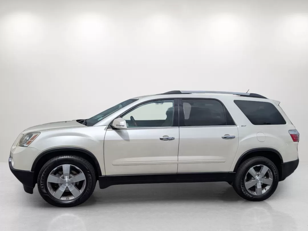 2012 /Cashmere GMC Acadia SLT1 (1GKKRRED9CJ) with an Other engine, located at 3959 U.S. 80 W, Phenix City, AL, 36870, (334) 297-4885, 32.469296, -85.135185 - **Discover Adventure with the 2012 GMC Acadia SLT1 at Gils Auto! Perfect for Growing Families in Phenix City, AL!**<br /> <br /> Are you ready to elevate your family trips or weekend adventures? Look no further than this stunning 2012 GMC Acadia SLT1, available now at Gils Auto, located at 3959 U.S. - Photo#8