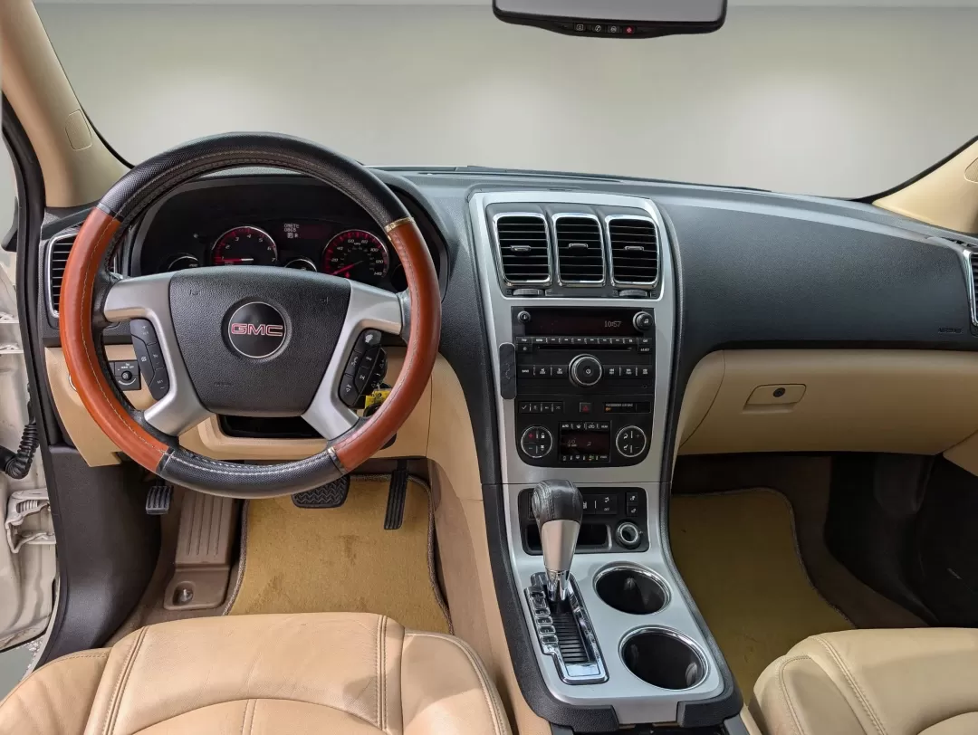 2012 /Cashmere GMC Acadia SLT1 (1GKKRRED9CJ) with an Other engine, located at 3959 U.S. 80 W, Phenix City, AL, 36870, (334) 297-4885, 32.469296, -85.135185 - **Discover Adventure with the 2012 GMC Acadia SLT1 at Gils Auto! Perfect for Growing Families in Phenix City, AL!**<br /> <br /> Are you ready to elevate your family trips or weekend adventures? Look no further than this stunning 2012 GMC Acadia SLT1, available now at Gils Auto, located at 3959 U.S. - Photo#13