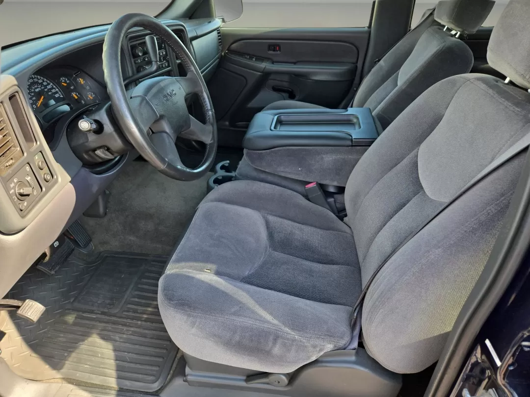 2005 /Dark Pewter GMC Sierra 1500 SLE (2GTEC13T451) with an Other engine, located at 521 Old Farm Lane Rd, Prattville, AL, 36066, (334) 325-1505, 32.482460, -86.416367 - Experience the freedom of the open road with this stunning 2005 GMC Sierra 1500 SLE, perfect for families, adventurers, and daily commuters alike. Whether you're heading to the nearby Alabama State Capitol for a day out or navigating the bustling streets of Prattville, this robust crew cab pickup is - Photo#12