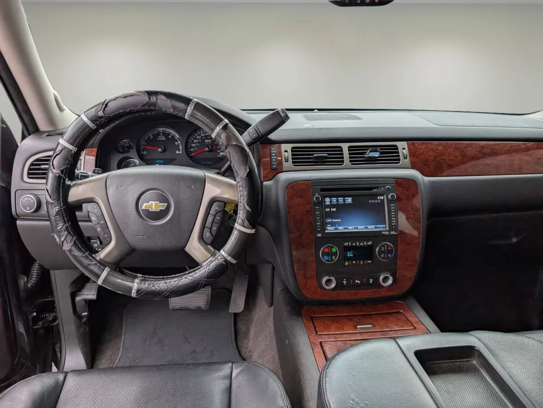 2014 /Ebony Chevrolet Suburban LTZ (1GNSCKE00ER) with an Other engine, located at 3959 U.S. 80 W, Phenix City, AL, 36870, (334) 297-4885, 32.469296, -85.135185 - Experience the ultimate in family adventure with the 2014 Chevrolet Suburban LTZ, available now at Gils Auto in Phenix City, Alabama. This spacious SUV is designed for those who seek comfort and style, making it perfect for growing families, weekend getaways, or long commutes. With ample seating for - Photo#12
