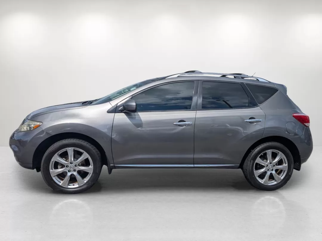 2013 /Black Nissan Murano LE (JN8AZ1MU6DW) with an Other engine, located at 1430 Gateway Drive, Opelika, AL, 36801, (334) 239-0944, 32.637871, -85.409790 - **Experience Life on Your Terms with the 2013 Nissan Murano LE at Gils Auto - Phenix City**<br /> <br /> Are you ready to elevate your daily drive into something exhilarating? The 2013 Nissan Murano LE is an exceptional SUV that perfectly blends style, comfort, and versatility, making it the ideal v - Photo#7