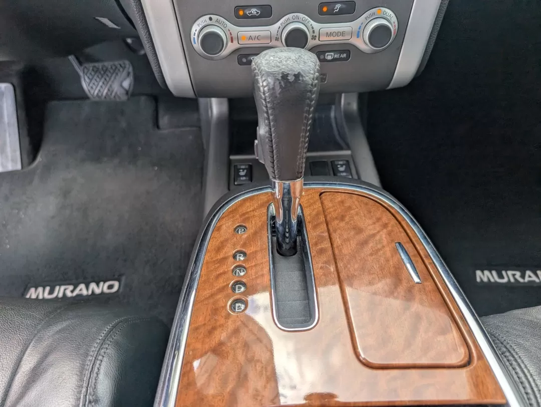 2013 /Black Nissan Murano LE (JN8AZ1MU6DW) with an Other engine, located at 1430 Gateway Drive, Opelika, AL, 36801, (334) 239-0944, 32.637871, -85.409790 - **Experience Life on Your Terms with the 2013 Nissan Murano LE at Gils Auto - Phenix City**<br /> <br /> Are you ready to elevate your daily drive into something exhilarating? The 2013 Nissan Murano LE is an exceptional SUV that perfectly blends style, comfort, and versatility, making it the ideal v - Photo#12