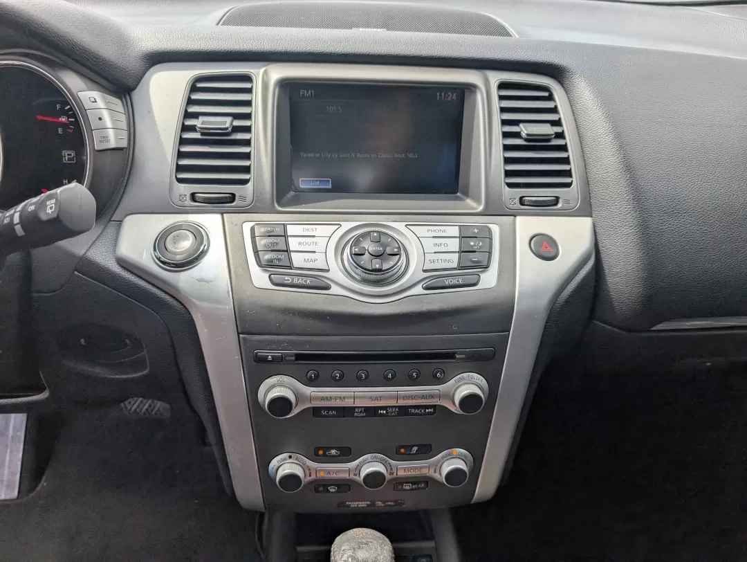 2013 /Black Nissan Murano LE (JN8AZ1MU6DW) with an Other engine, located at 1430 Gateway Drive, Opelika, AL, 36801, (334) 239-0944, 32.637871, -85.409790 - **Experience Life on Your Terms with the 2013 Nissan Murano LE at Gils Auto - Phenix City**<br /> <br /> Are you ready to elevate your daily drive into something exhilarating? The 2013 Nissan Murano LE is an exceptional SUV that perfectly blends style, comfort, and versatility, making it the ideal v - Photo#13