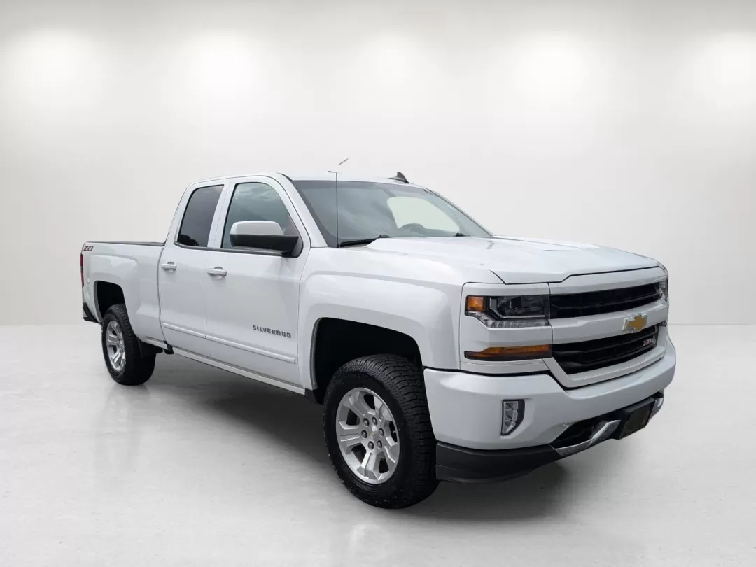 2019 /Jet Black Chevrolet Silverado 1500 LD LT (2GCVKPEC2K1) with an Other engine, located at 3959 U.S. 80 W, Phenix City, AL, 36870, (334) 297-4885, 32.469296, -85.135185 - **Unleash Your Adventurous Spirit with the 2019 Chevrolet Silverado 1500 LD LT at Gils Auto - Phenix City!**<br /> <br /> Are you ready to elevate your outdoor adventures, weekend getaways, or daily commutes? The 2019 Chevrolet Silverado 1500 LD LT is your perfect partner. With a powerful 5.3L EcoTe - Photo#2
