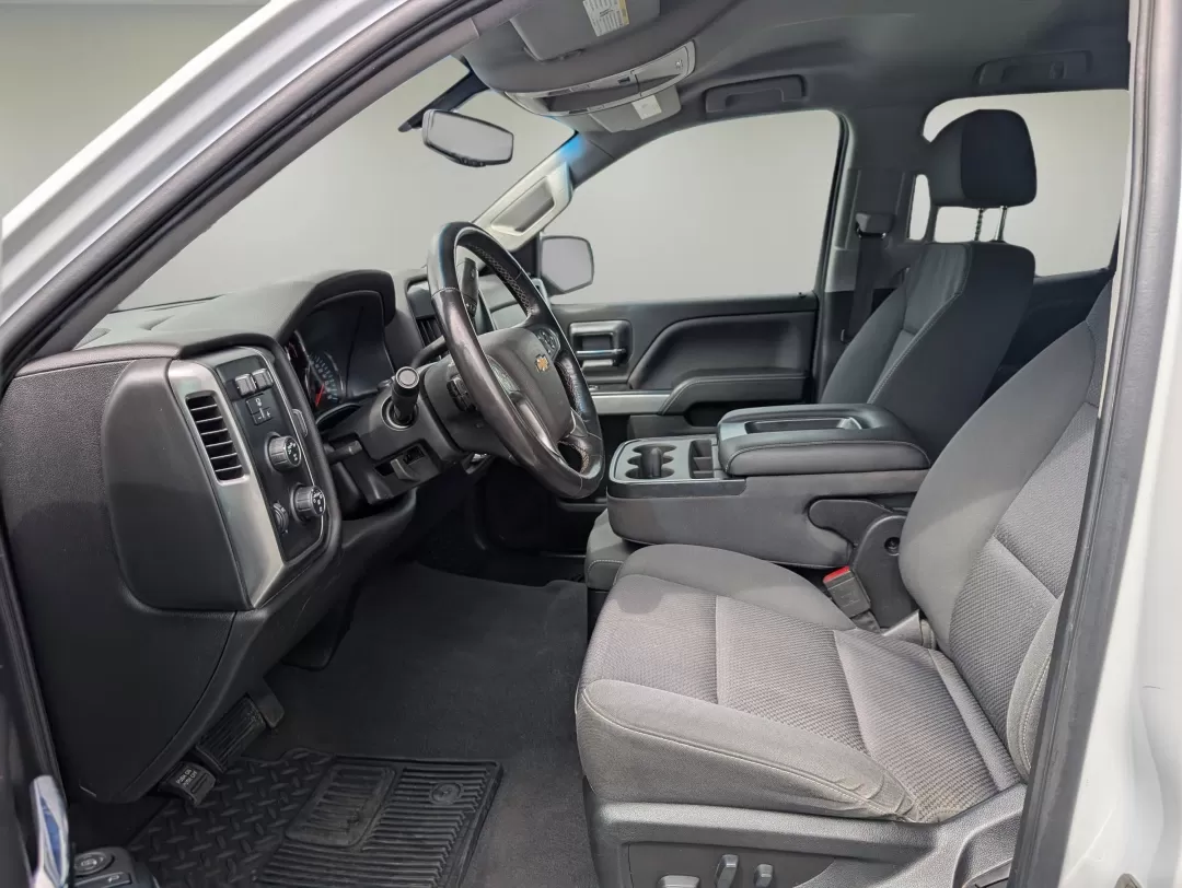 2019 /Jet Black Chevrolet Silverado 1500 LD LT (2GCVKPEC2K1) with an Other engine, located at 3959 U.S. 80 W, Phenix City, AL, 36870, (334) 297-4885, 32.469296, -85.135185 - **Unleash Your Adventurous Spirit with the 2019 Chevrolet Silverado 1500 LD LT at Gils Auto - Phenix City!**<br /> <br /> Are you ready to elevate your outdoor adventures, weekend getaways, or daily commutes? The 2019 Chevrolet Silverado 1500 LD LT is your perfect partner. With a powerful 5.3L EcoTe - Photo#9