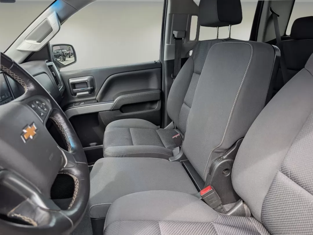 2019 /Jet Black Chevrolet Silverado 1500 LD LT (2GCVKPEC2K1) with an Other engine, located at 3959 U.S. 80 W, Phenix City, AL, 36870, (334) 297-4885, 32.469296, -85.135185 - **Unleash Your Adventurous Spirit with the 2019 Chevrolet Silverado 1500 LD LT at Gils Auto - Phenix City!**<br /> <br /> Are you ready to elevate your outdoor adventures, weekend getaways, or daily commutes? The 2019 Chevrolet Silverado 1500 LD LT is your perfect partner. With a powerful 5.3L EcoTe - Photo#10