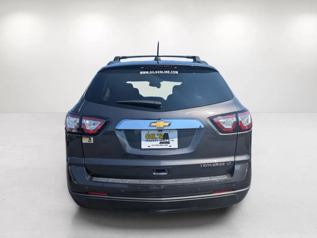 2016 /Dark Titanium/Light Titanium Chevrolet Traverse LT (1GNKRHKD5GJ) with an Other engine, located at 3959 U.S. 80 W, Phenix City, AL, 36870, (334) 297-4885, 32.469296, -85.135185 - 2016 Chevrolet Traverse LT - Photo#6