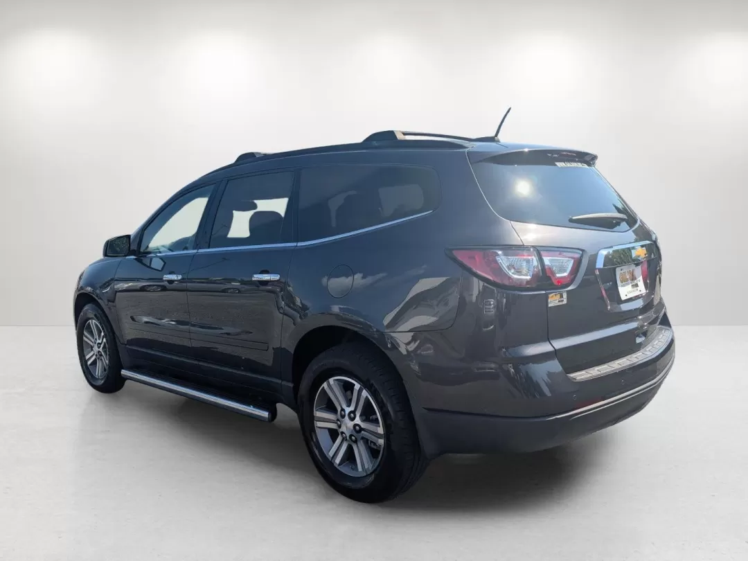 2016 /Dark Titanium/Light Titanium Chevrolet Traverse LT (1GNKRHKD5GJ) with an Other engine, located at 3959 U.S. 80 W, Phenix City, AL, 36870, (334) 297-4885, 32.469296, -85.135185 - 2016 Chevrolet Traverse LT - Photo#7