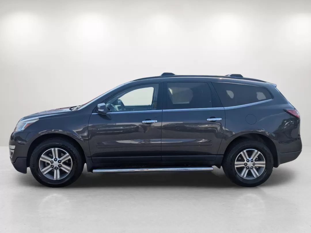 2016 /Dark Titanium/Light Titanium Chevrolet Traverse LT (1GNKRHKD5GJ) with an Other engine, located at 3959 U.S. 80 W, Phenix City, AL, 36870, (334) 297-4885, 32.469296, -85.135185 - 2016 Chevrolet Traverse LT - Photo#8