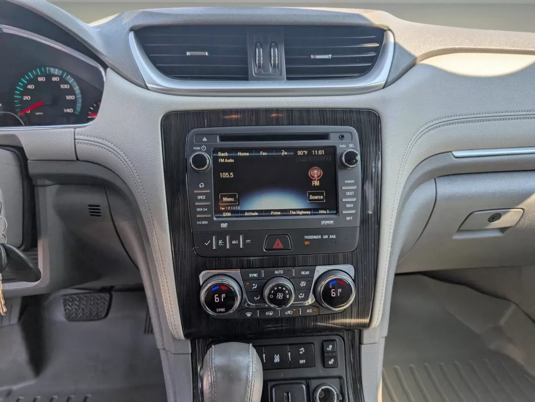 2016 /Dark Titanium/Light Titanium Chevrolet Traverse LT (1GNKRHKD5GJ) with an Other engine, located at 3959 U.S. 80 W, Phenix City, AL, 36870, (334) 297-4885, 32.469296, -85.135185 - 2016 Chevrolet Traverse LT - Photo#15